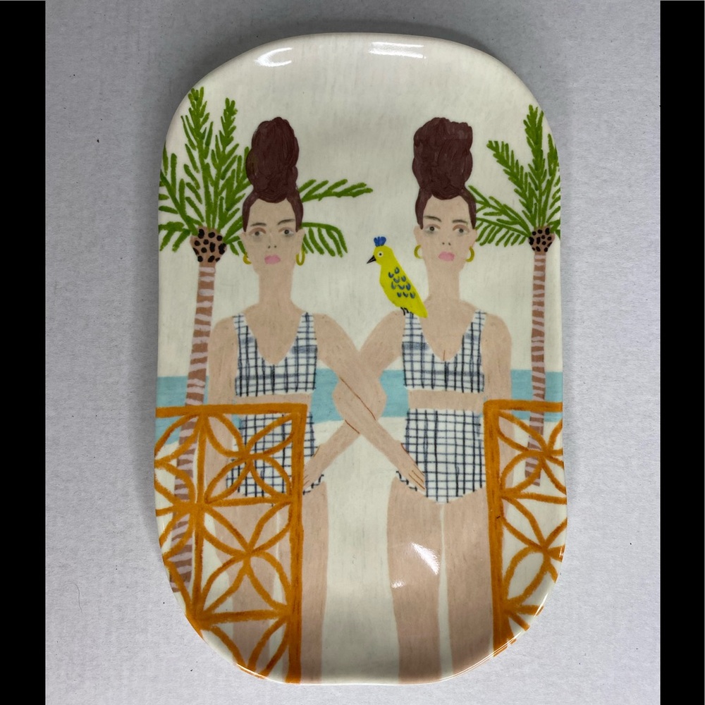 180 Degrees woman trinket tray twins